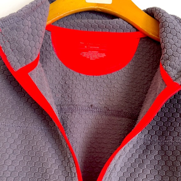 Tek Gear - Picture 2 of 11